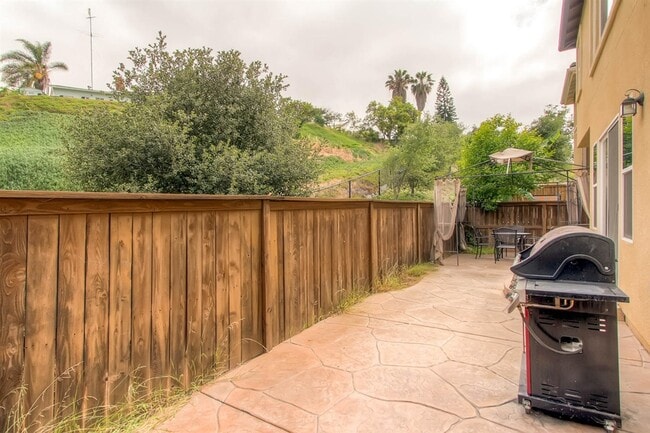 Building Photo - 4212 Ave Arroyo