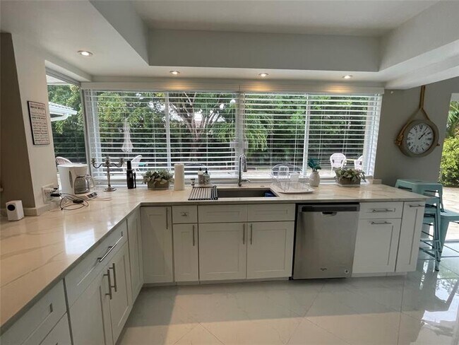 Foto del edificio - 2050 NE 62nd St
