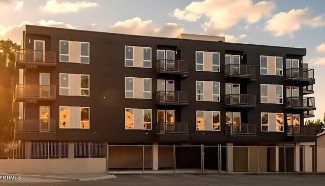 Foto del edificio - 18900 Parthenia St