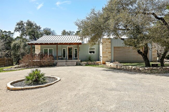 Building Photo - 805 Gallagher Dr