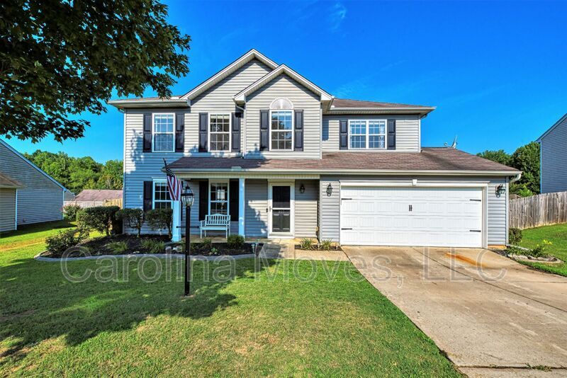 Primary Photo - 107 Gibby Ln
