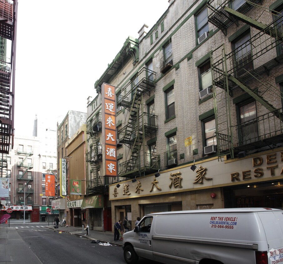 Primary Photo - 30-32 Pell St