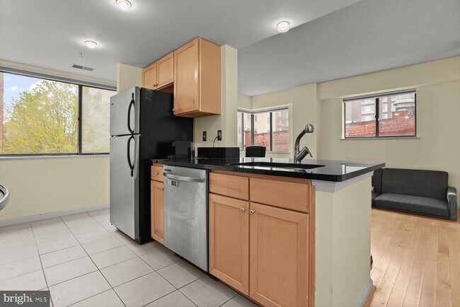 Building Photo - 1225 13th St NW