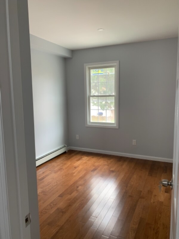 Foto del edificio - 659 E 87th St