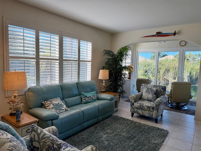 Foto del edificio - 1801 Auburn Lakes Cir