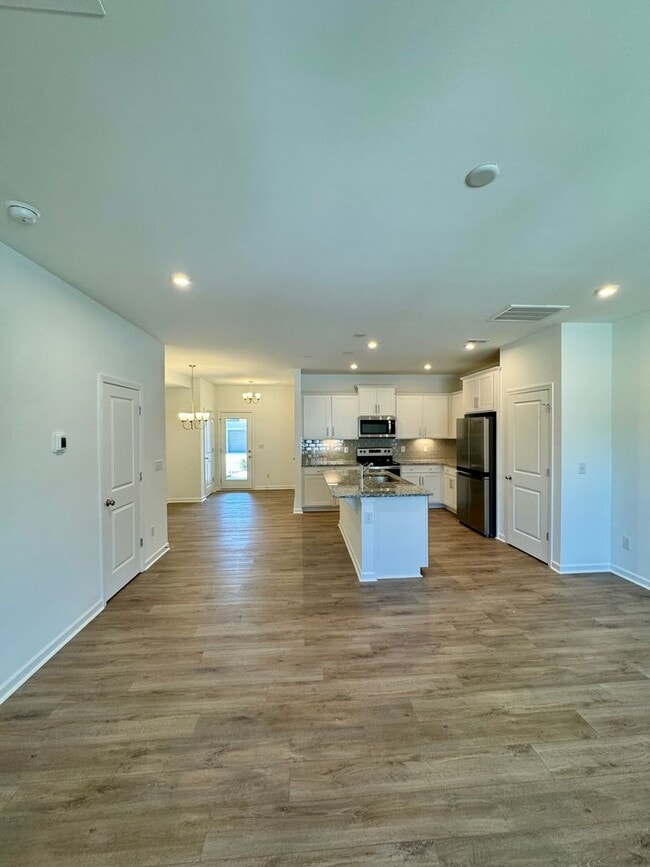 Building Photo - 13111 Rover St