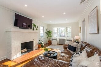 Building Photo - 97 Hillside Ave