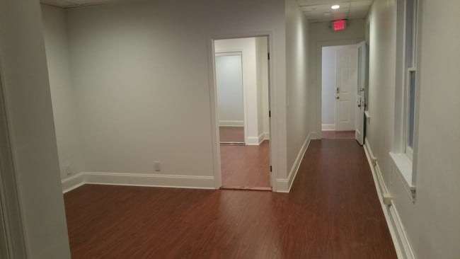 living area - 552 Main St