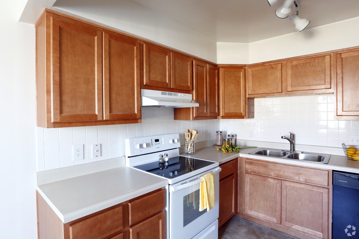 Northcrest Gardens Apartments Fort Wayne, IN