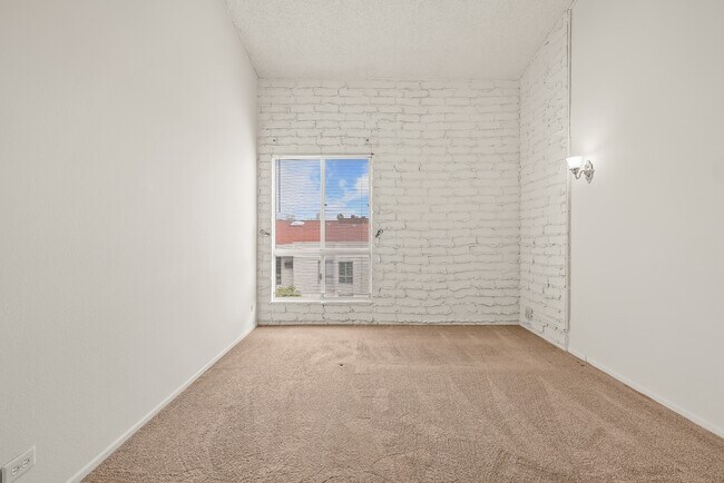 Foto del edificio - 1440 Veteran Ave