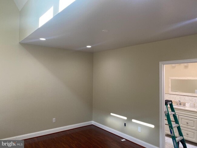 Building Photo - 5427 4th St NW