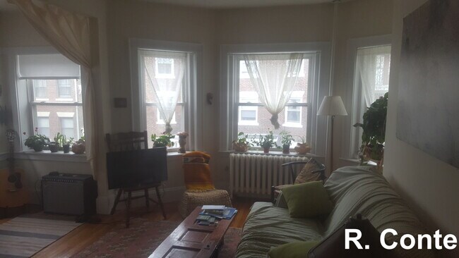Building Photo - 36-38 Boulevard Terrace