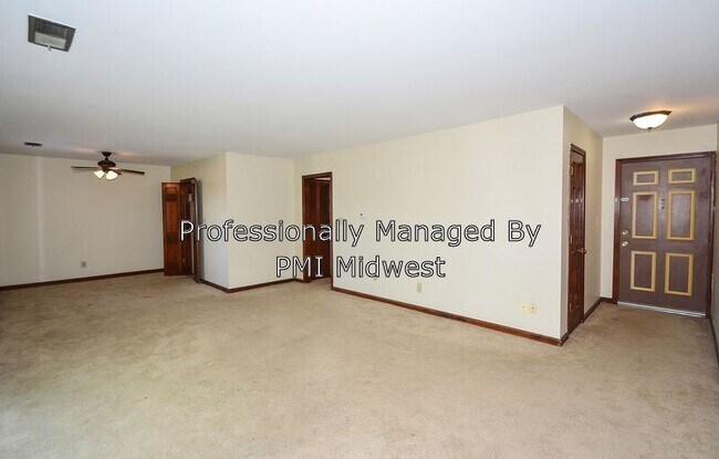 Building Photo - 2947 E 47th St