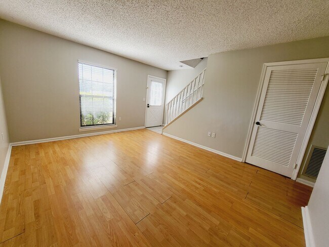 Building Photo - Introducing a charming 2Bds/1.5Bths. townh...