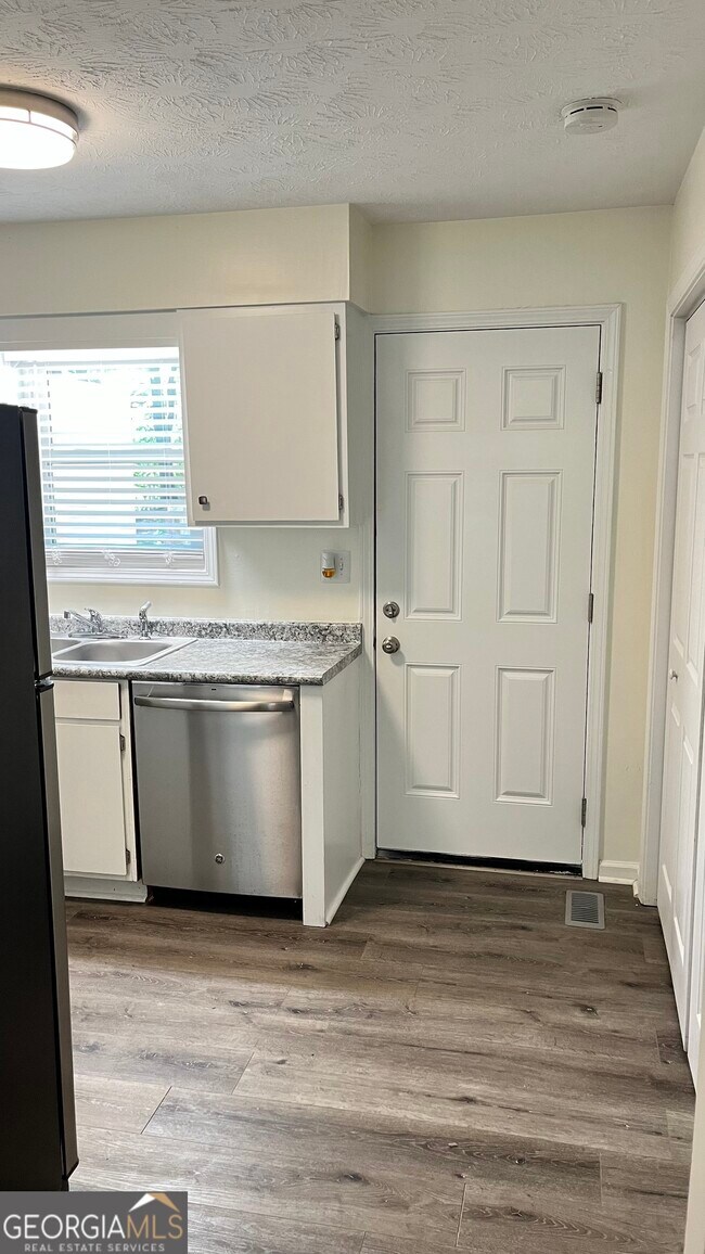 Foto del edificio - 322 Powder Springs St