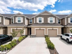 Building Photo - 11518 Rolling Green Dr