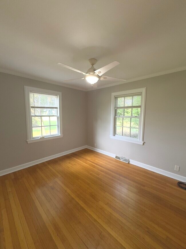 Foto del edificio - 15751 Burr Oak Rd