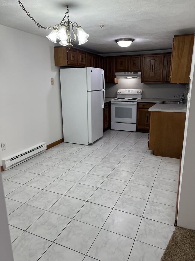 Building Photo - 33 Lodgen Ct