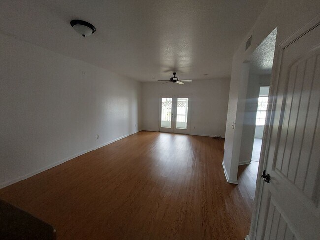 Foto del edificio - 2935 NE 7th St