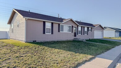 Building Photo - 1229 Sonata Lane