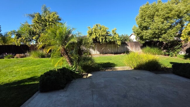 Foto del edificio - Available 5 bedroom, 3 bath house in Winch...