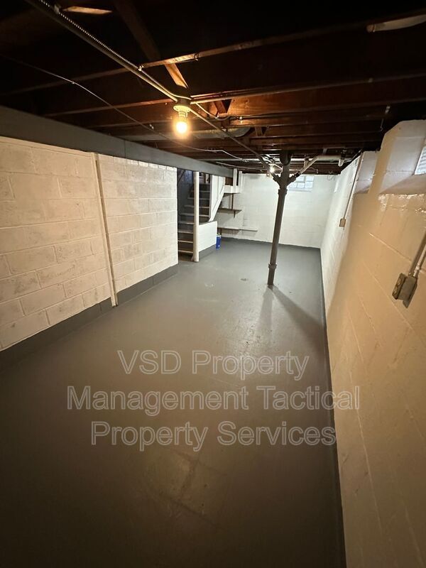 Foto del edificio - 12322 Garland Ave