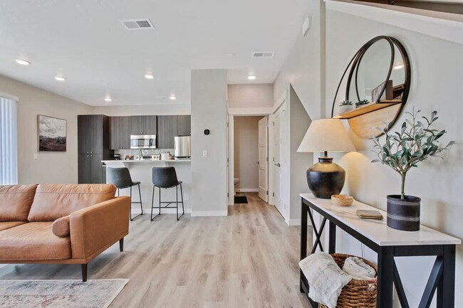 Building Photo - 17065 N Hounslow Wy