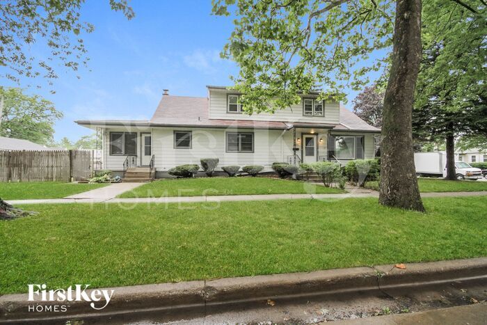 Primary Photo - 3671 Jackson St