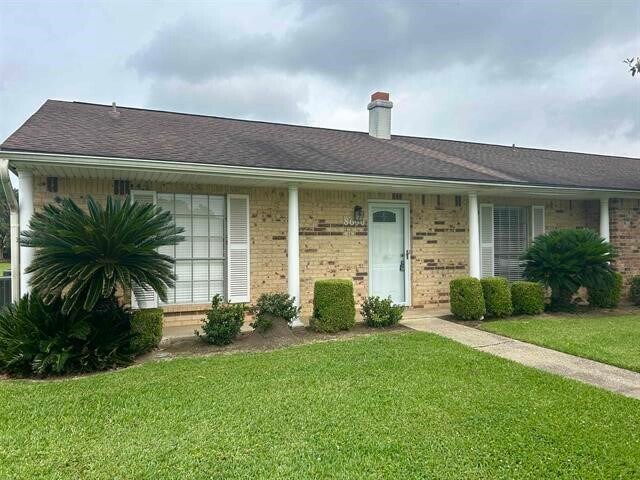 Building Photo - 8690 Manion Dr