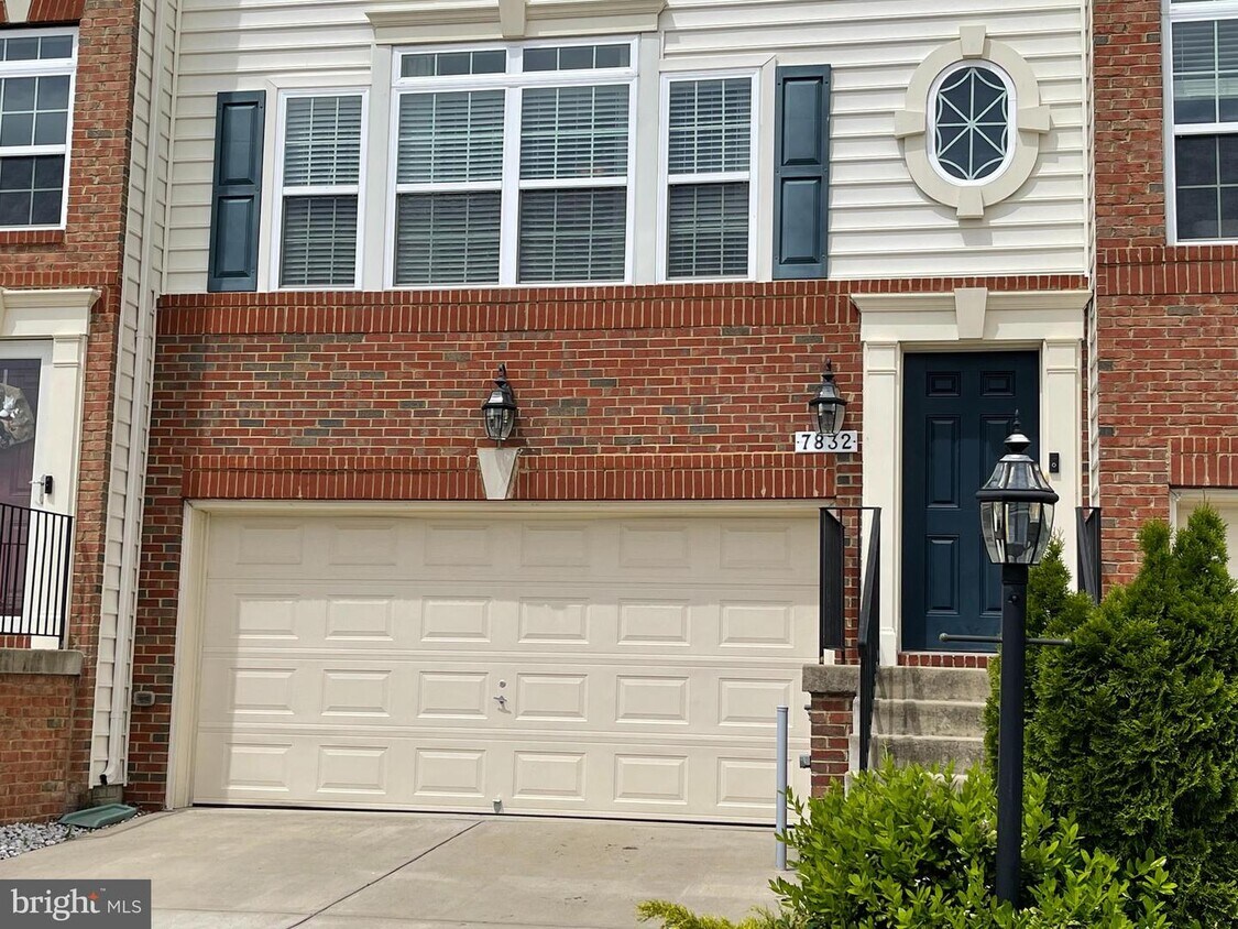 Primary Photo - 7832 Sunhaven Way
