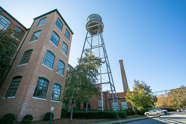 Building Photo - Lofts at Riverwalk