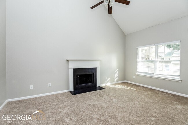 Foto del edificio - 210 Creek Way
