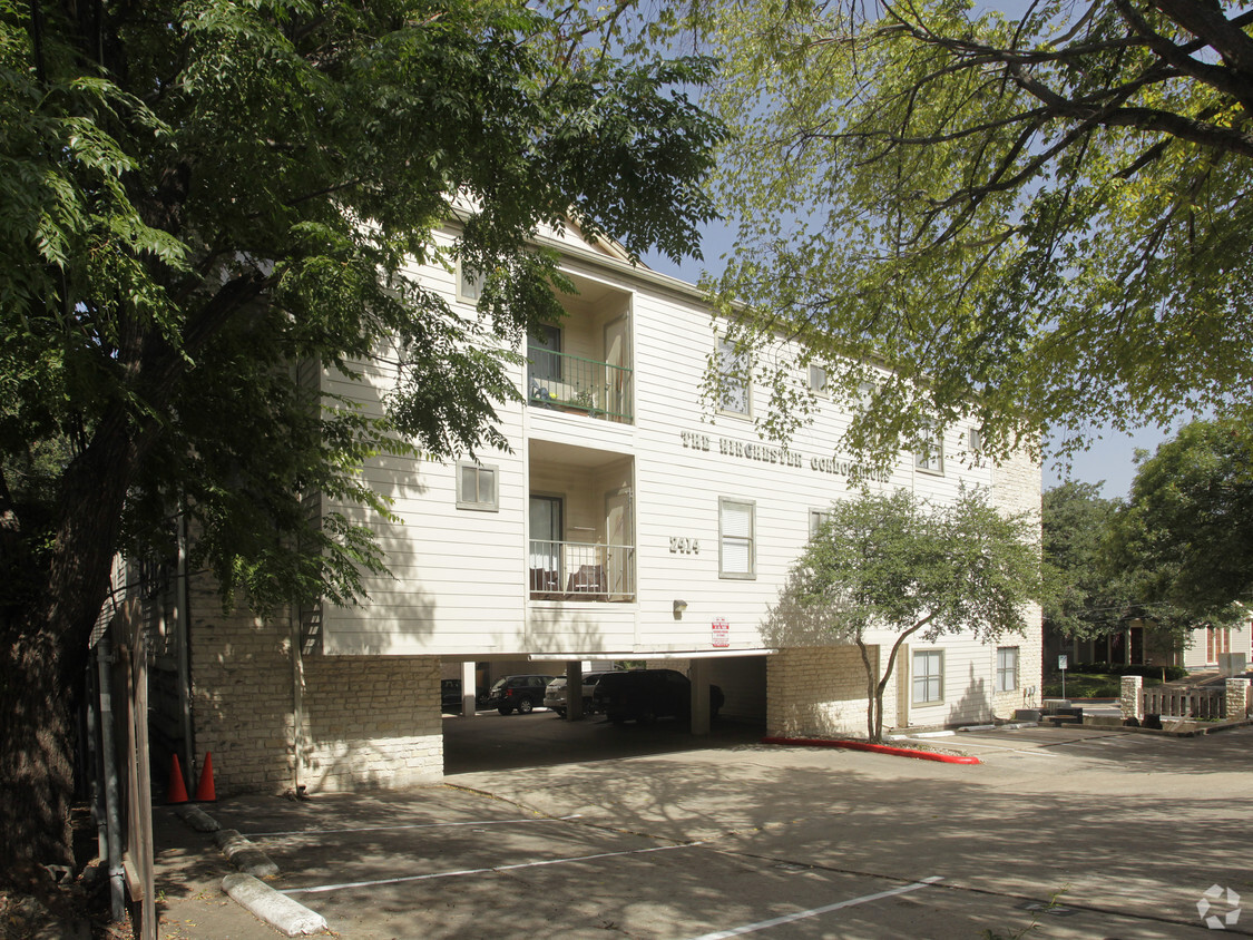 Foto del edificio - Winchester Condominiums