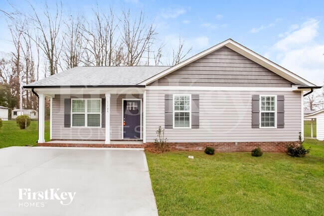 Building Photo - 1105 Northside St