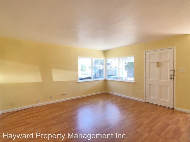 Building Photo - 1347-1367 Highland Blvd