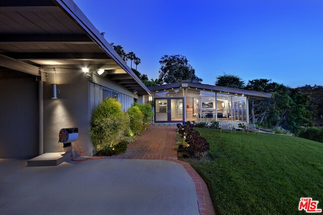 Building Photo - 3641 Glenridge Dr