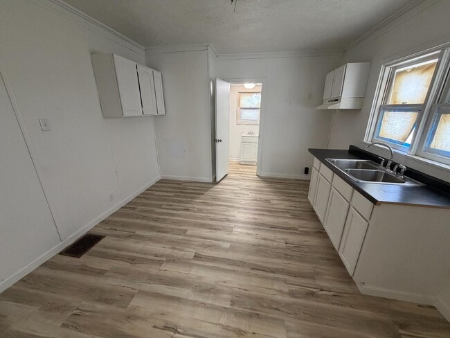 Foto del edificio - 2900 S 13th St