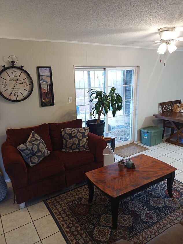 Foto principal - 2533 S 41st St