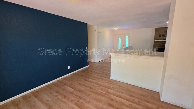 Foto del edificio - 11748 Fillmore Pl