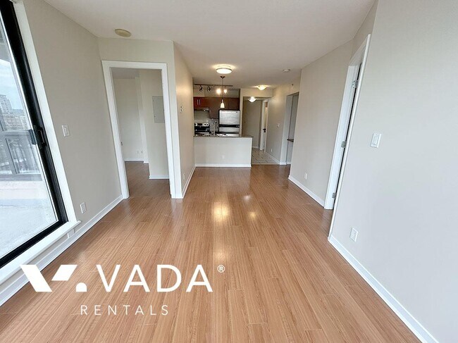 Photo du bâtiment - News 2 Bed Apartment For Rent 905-833 Agne...