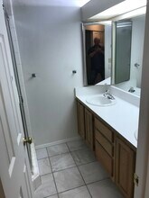 Building Photo - 650 S Main St