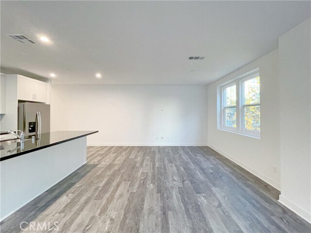 Foto del edificio - 1330 W Cara Dr