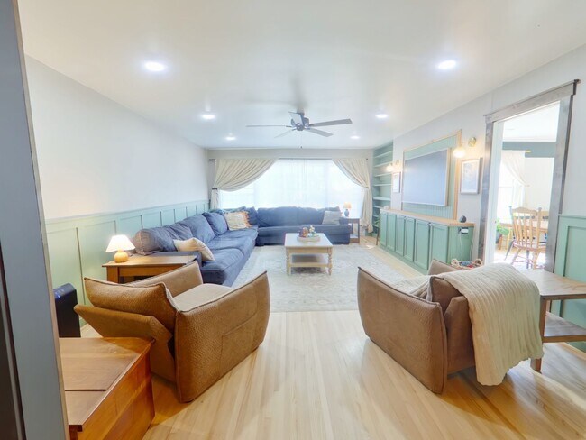 Foto del edificio - 1334 N Estate Ct