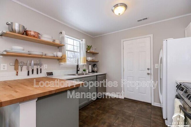 Building Photo - 2517 Scottsdale St