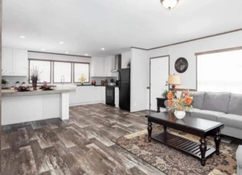 Foto principal - 7145 S Meridian St