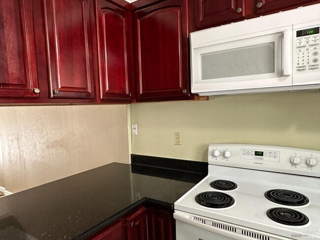 Foto del edificio - 2161 Northwood Cir