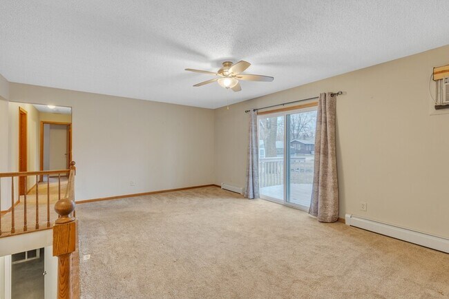 Foto del edificio - 1809 Judd Ave N