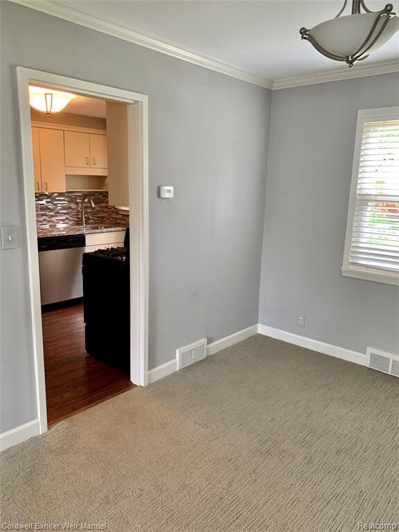 Building Photo - 744 Graefield Ct