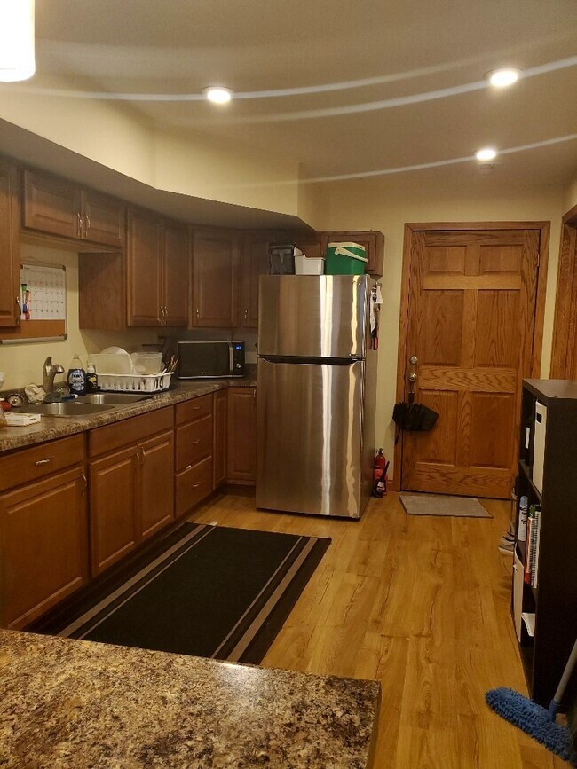 Foto del edificio - 2834 W Lyndale St