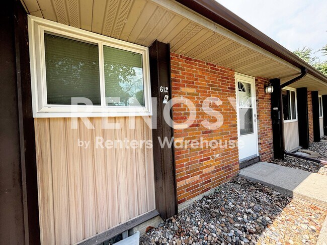 Building Photo - 612 SW Des Moines St